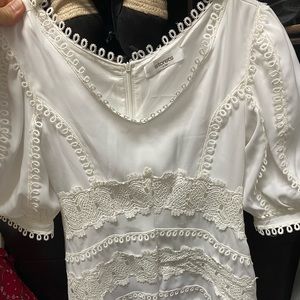 Storets puff sleeve lace dress
